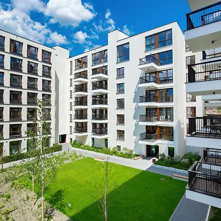 Browary Warszawskie By Renters * Varsovia