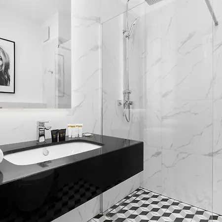 Browary Warszawskie By Renters Apartman Varsó